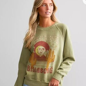 Olive Green crew sweatshirt, billabong size small Desert Nights so cute 🥰